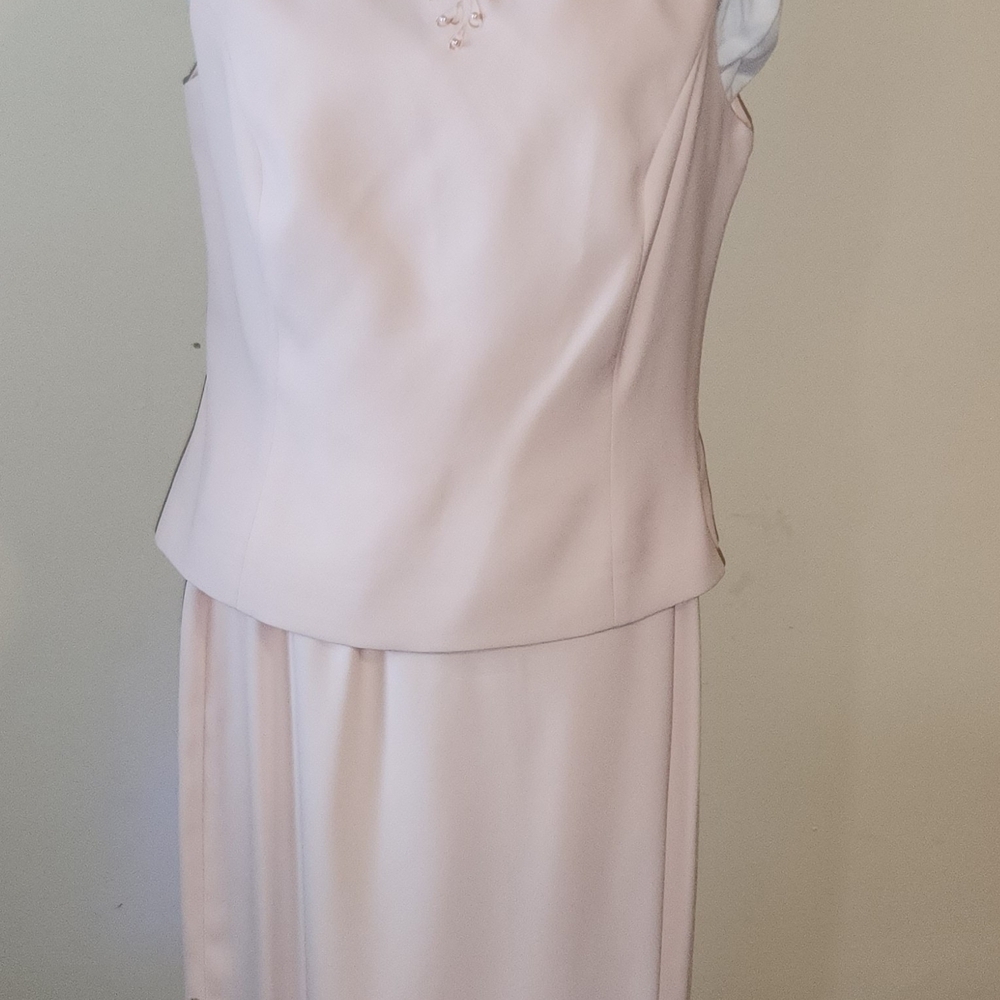 Chic Blush Sleeveless Skirt Set
